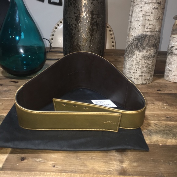 Saint Laurent Leather High Waisted Leather Belt - Picture 6 of 8